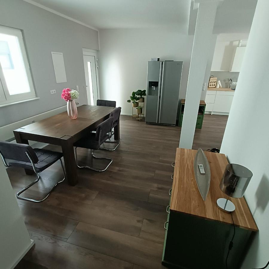Apartments & Moeblierte Zimmer In Kahl Am Main, Kontaktloser Self Check-In, W-Lan, Schreibtisch, Duschbad, Kuechenzeile, Pkw-Plaetze Екстериор снимка
