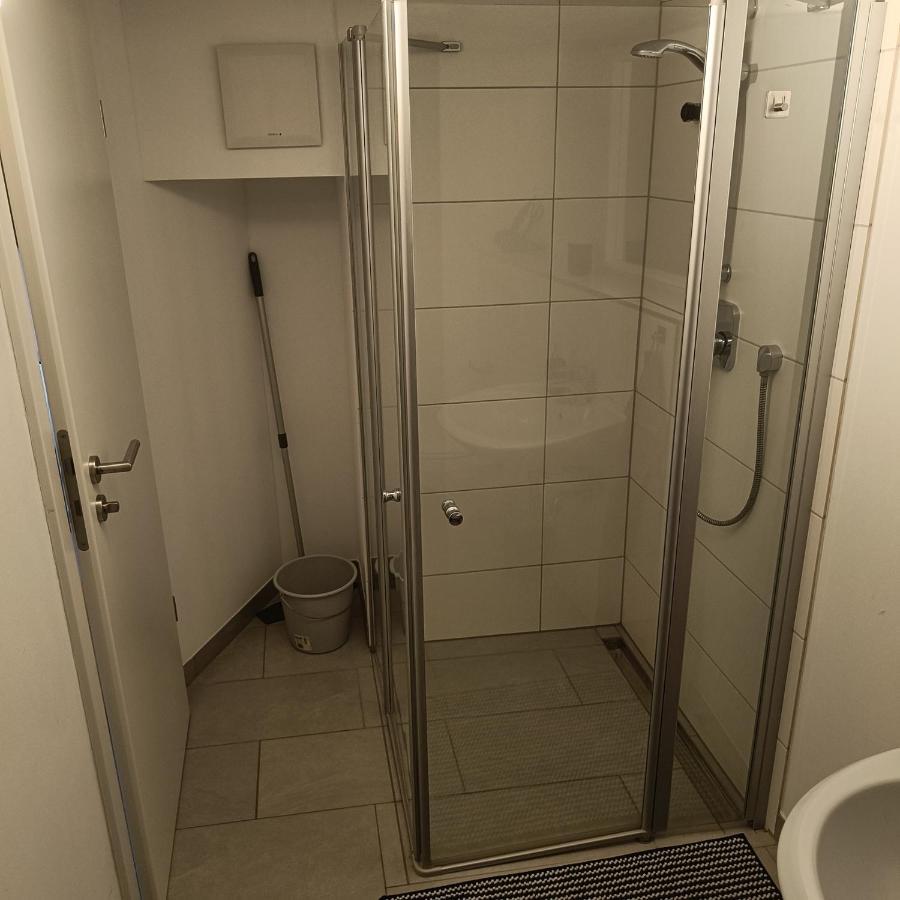 Apartments & Moeblierte Zimmer In Kahl Am Main, Kontaktloser Self Check-In, W-Lan, Schreibtisch, Duschbad, Kuechenzeile, Pkw-Plaetze Екстериор снимка