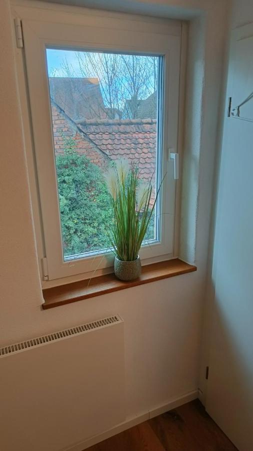 Apartments & Moeblierte Zimmer In Kahl Am Main, Kontaktloser Self Check-In, W-Lan, Schreibtisch, Duschbad, Kuechenzeile, Pkw-Plaetze Екстериор снимка