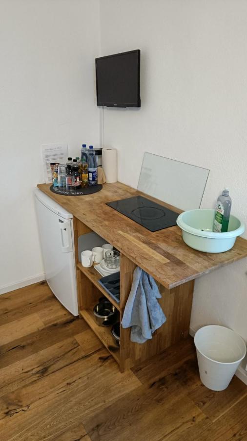 Apartments & Moeblierte Zimmer In Kahl Am Main, Kontaktloser Self Check-In, W-Lan, Schreibtisch, Duschbad, Kuechenzeile, Pkw-Plaetze Екстериор снимка